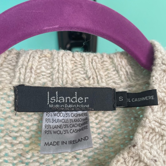 Islander wool cashmere sweater from Ireland. Made in Dublin. Only worn once. - Picture 3 of 3